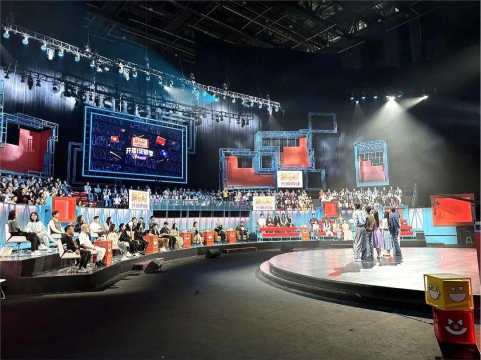 短劇+綜藝 新時代造星能力的破圈探索——《開播！短劇季》制作人趙斌、馬文瀚訪談錄