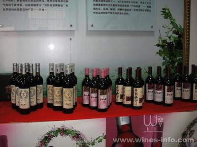 廣西酒協(xié)赴羅城參觀考察研討